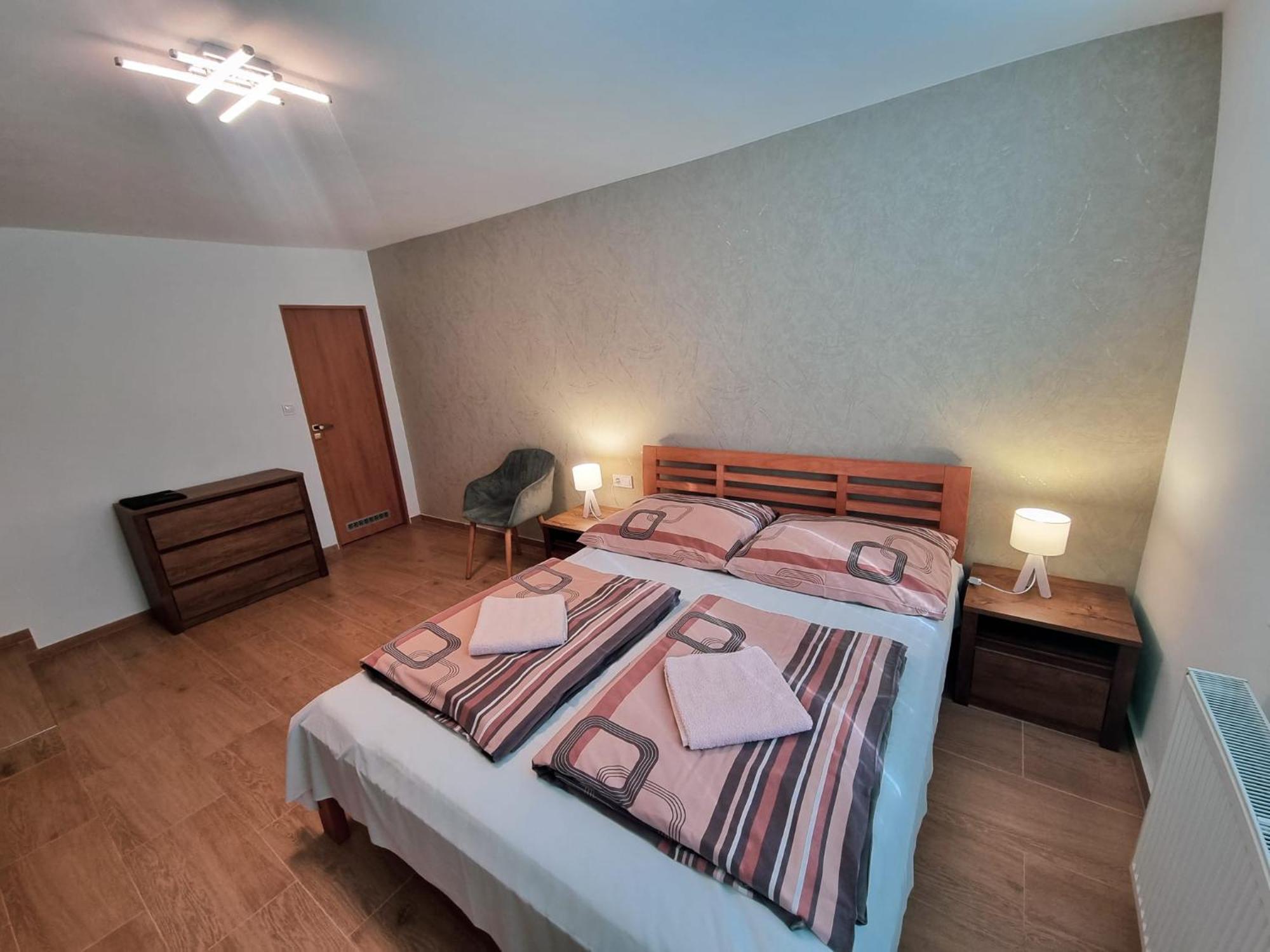 Ubytování u Parku Lednice Esterno foto