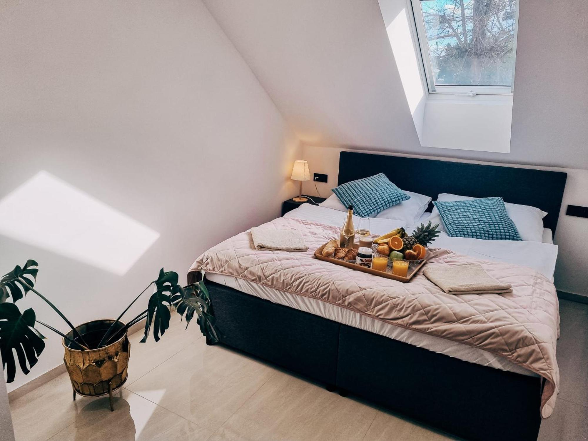 Ubytování u Parku Lednice Esterno foto